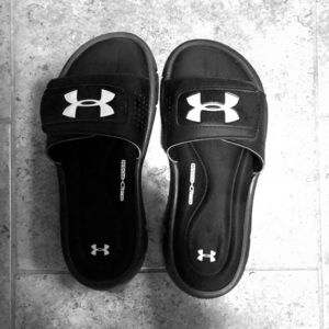 Under armour boys slides